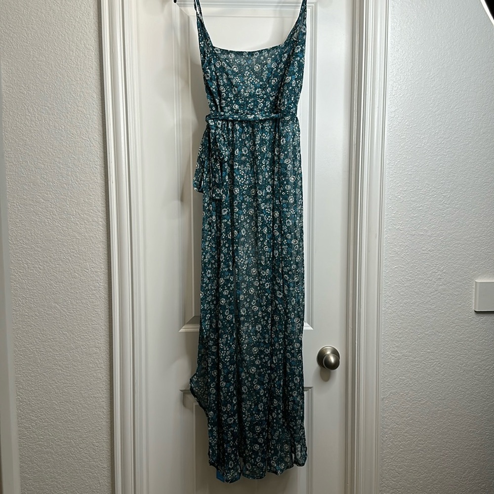 Cupshe sheer Flowy wrap dress blue/white. Sz Small